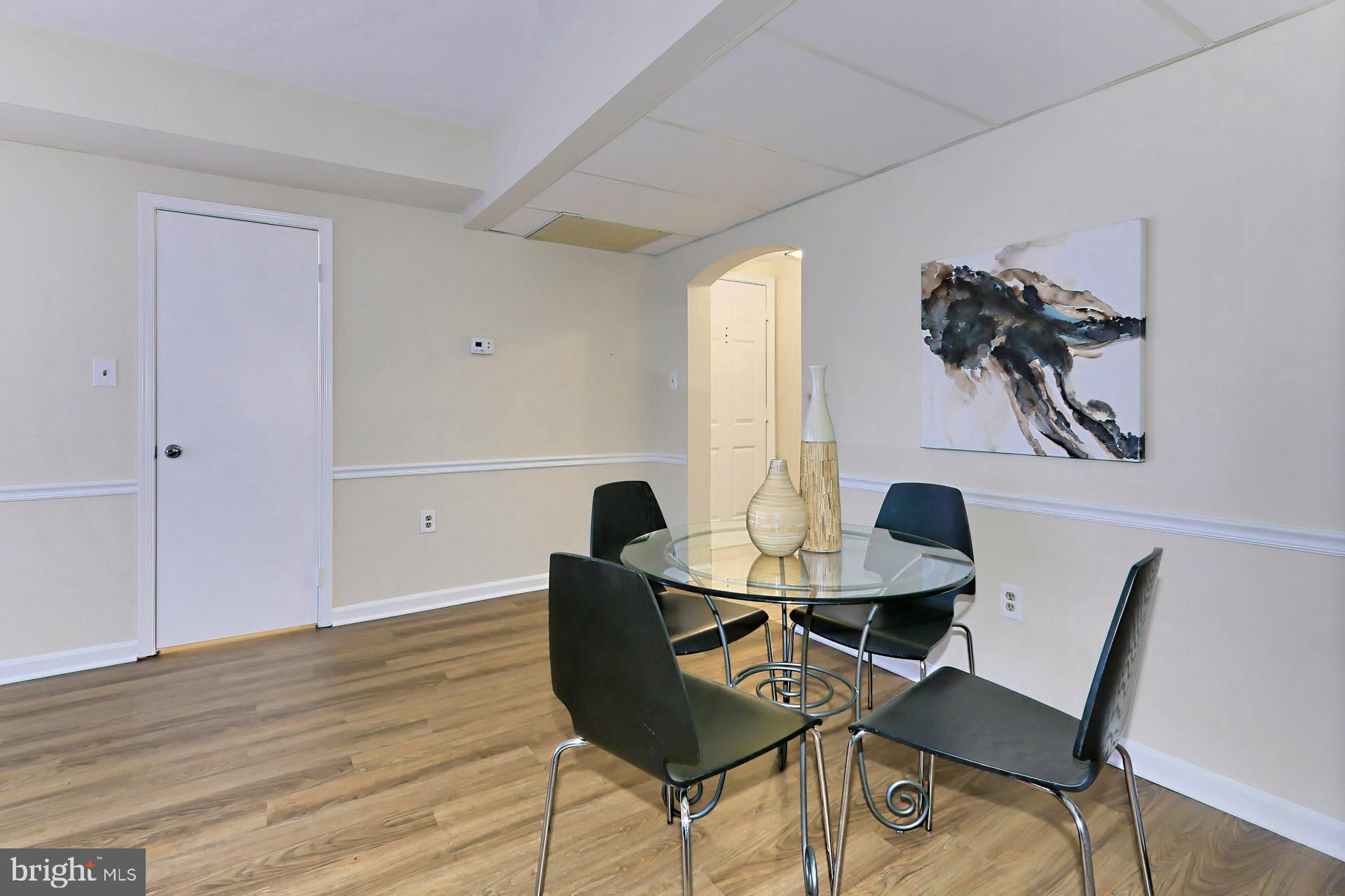 1821 North Rhodes Street, Unit 4270 Arlington, VA 22201 - Photo 12 of 37