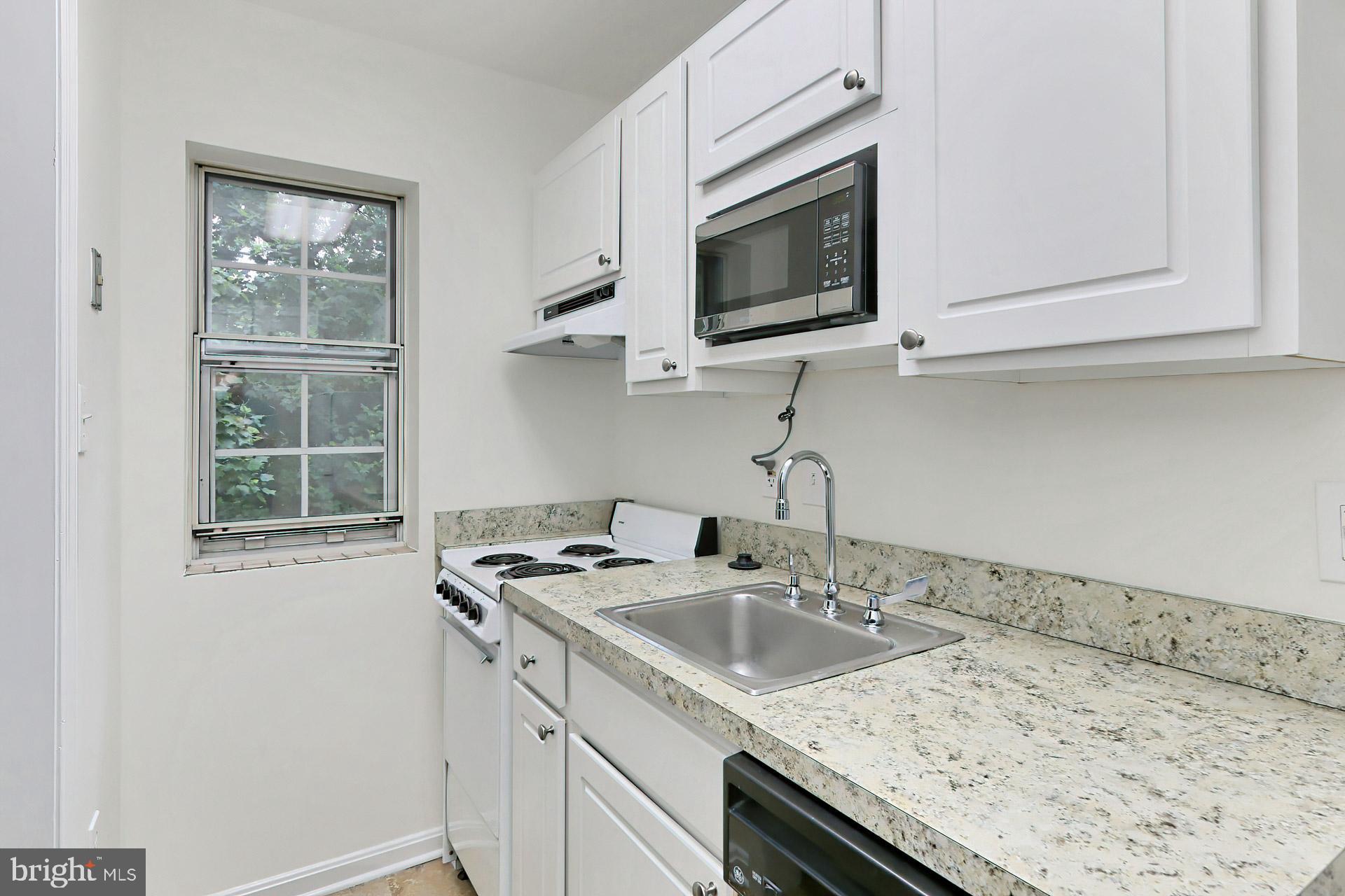 1821 North Rhodes Street, Unit 4270 Arlington, VA 22201 - Photo 21 of 37