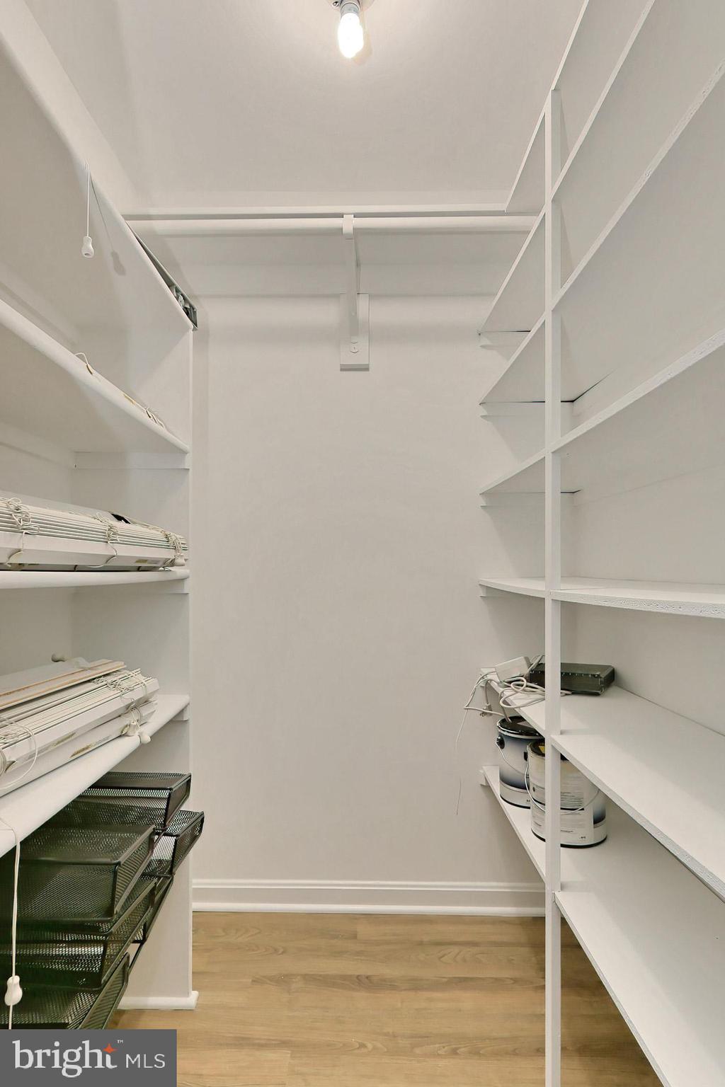 1821 North Rhodes Street, Unit 4270 Arlington, VA 22201 - Photo 29 of 37