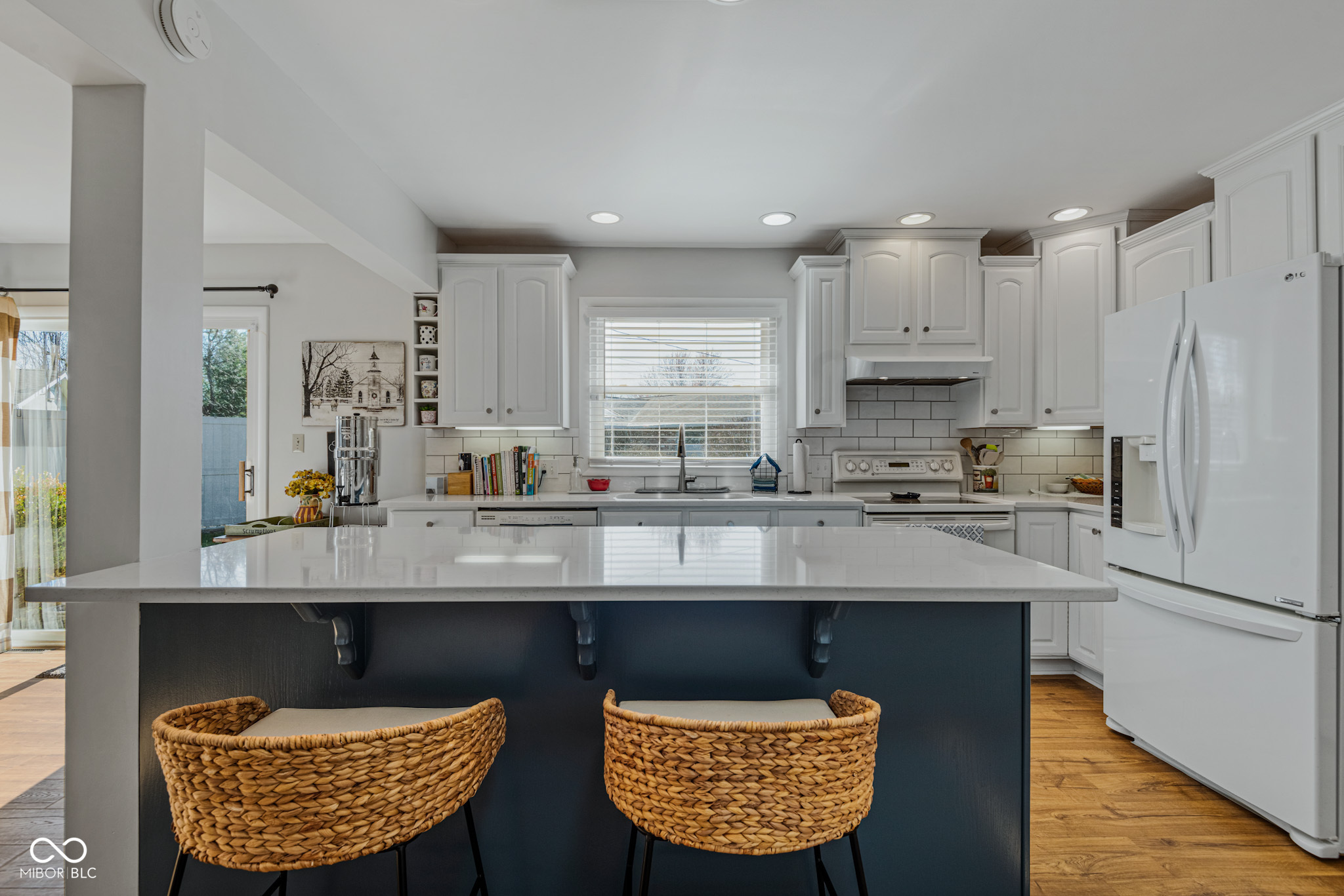 3611 Hunter Place Columbus, IN 47203 - Photo 6 of 29