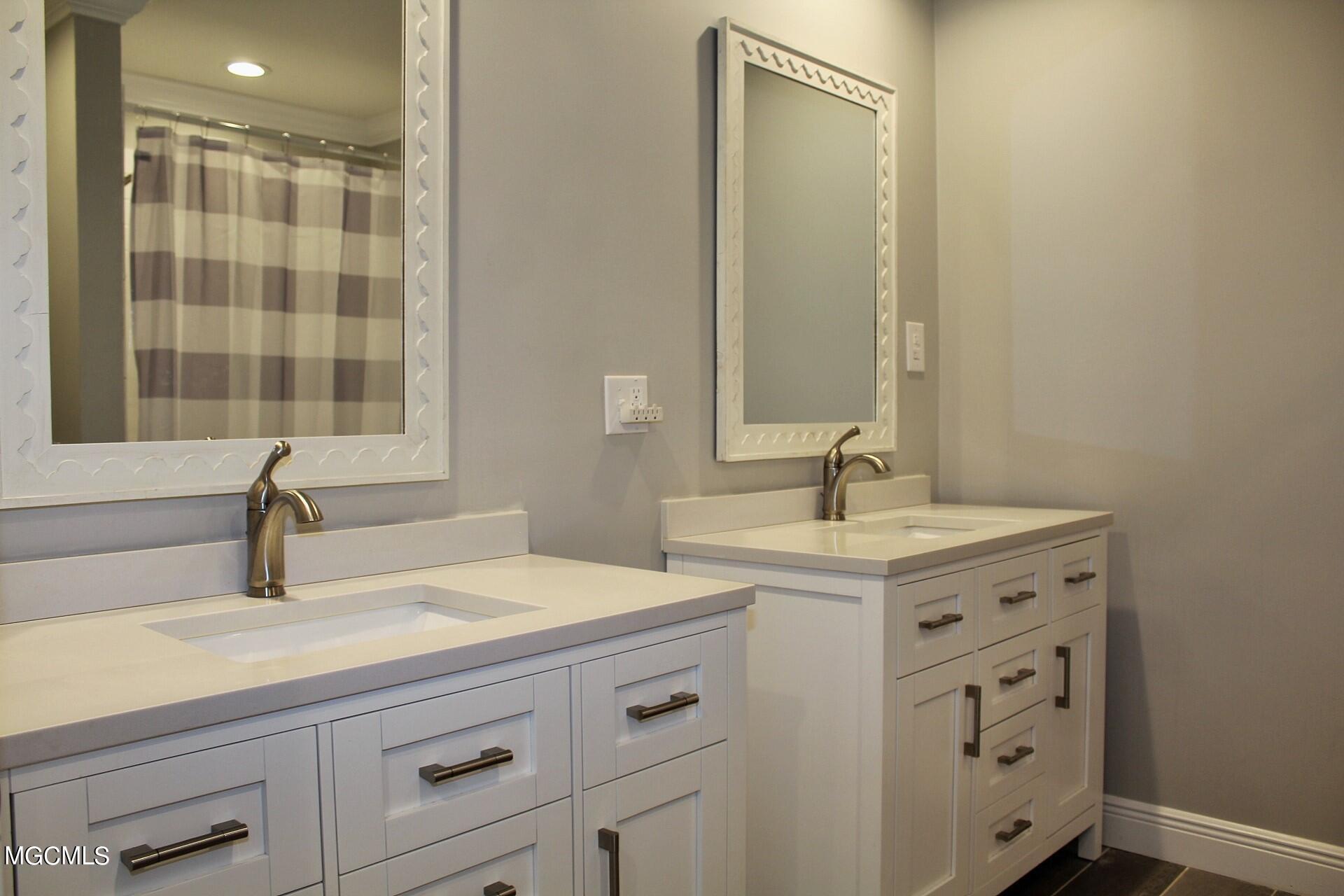 210 Twin Creek Road Lucedale, MS 39452 - Photo 16 of 28 15-Master Bathroom