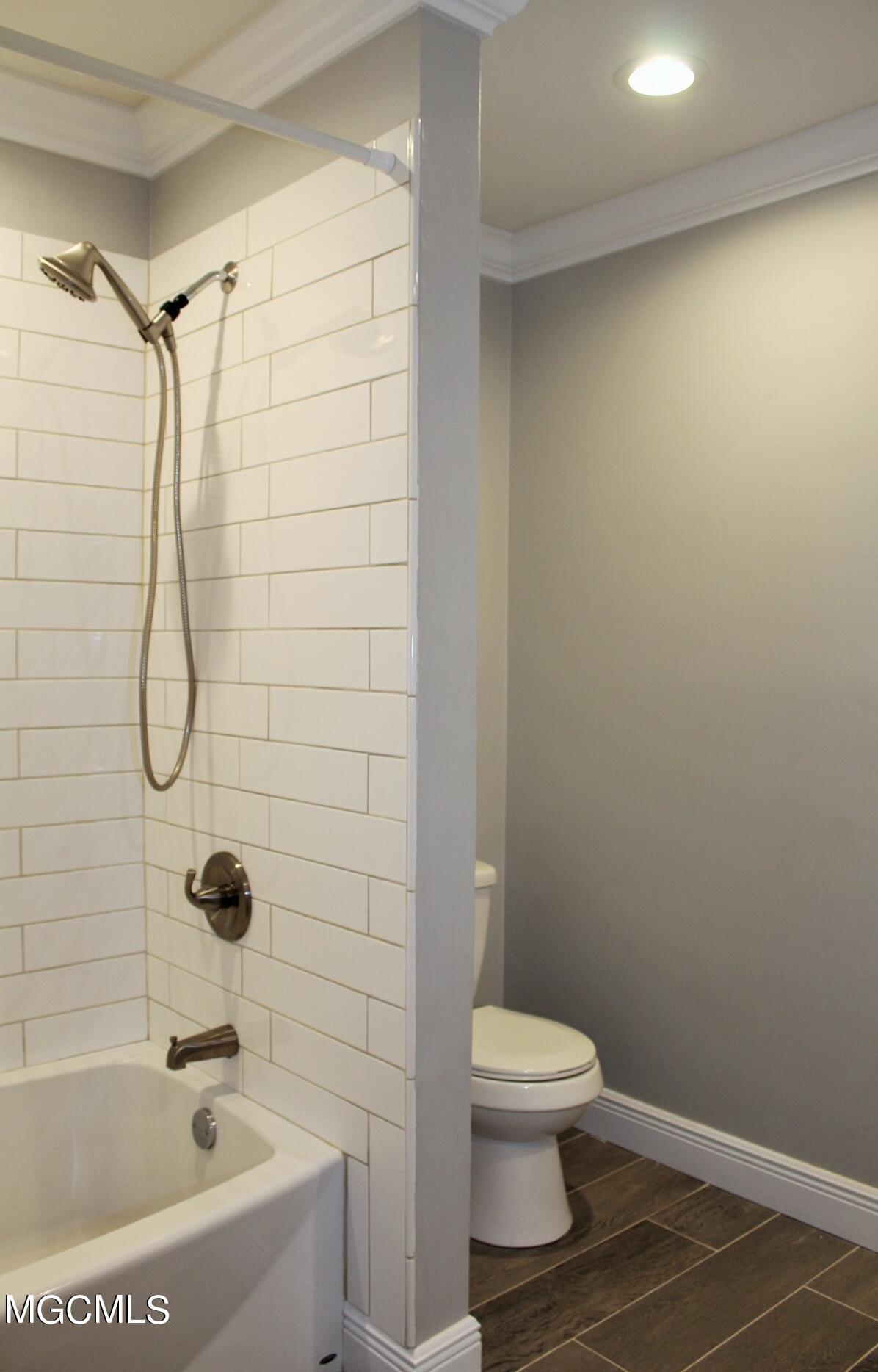210 Twin Creek Road Lucedale, MS 39452 - Photo 17 of 28 16-Master Bathroom