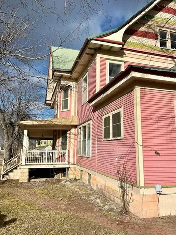 $149,900 | 1530 Grand Avenue, Parsons, KS 67357