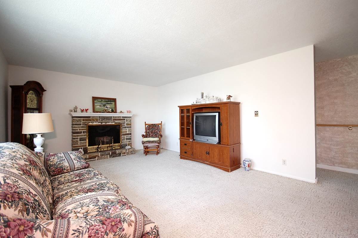 3952 County Road 63 Butler, IN 46721 - Photo 14 of 32