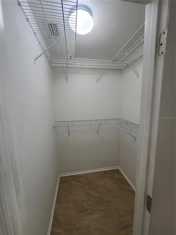 $2,700 | 13701 Lazy Oak Drive, Tampa, FL 33613