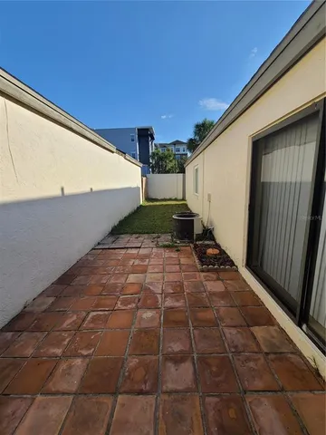 $2,700 | 13701 Lazy Oak Drive, Tampa, FL 33613