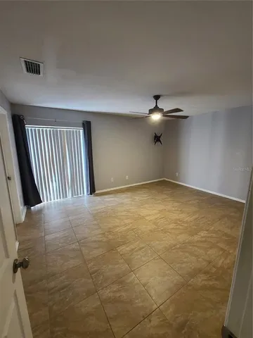 $2,700 | 13701 Lazy Oak Drive, Tampa, FL 33613