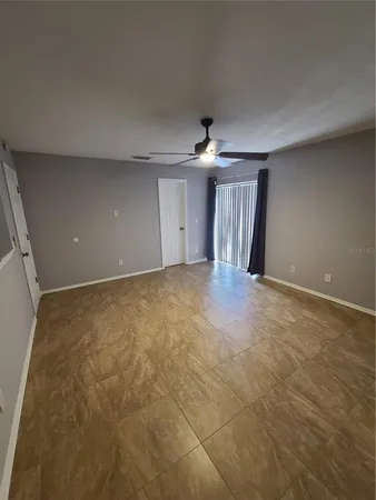 $2,700 | 13701 Lazy Oak Drive, Tampa, FL 33613