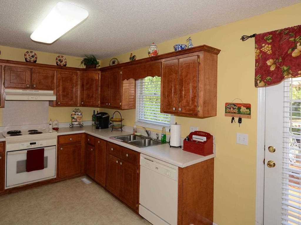 340 Bowlan Road Belton, SC 29627 - Photo 8 of 16