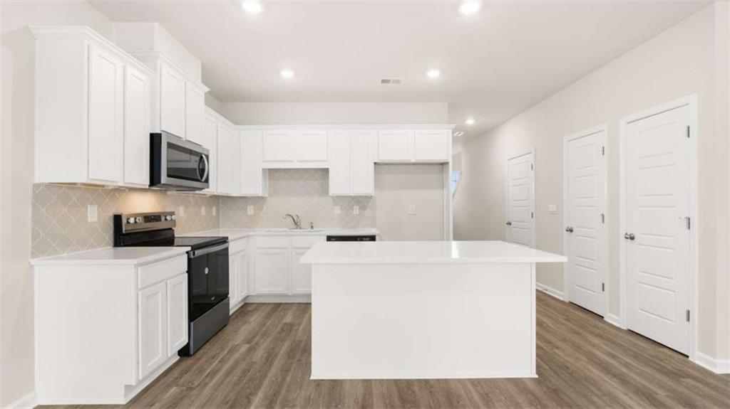 212 Kenmore Circle Perry, GA 31069 - Photo 8 of 49