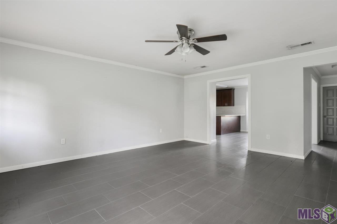 3215 Jones Creek Road Baton Rouge, LA 70816 - Photo 3 of 10 Gallery Image 3