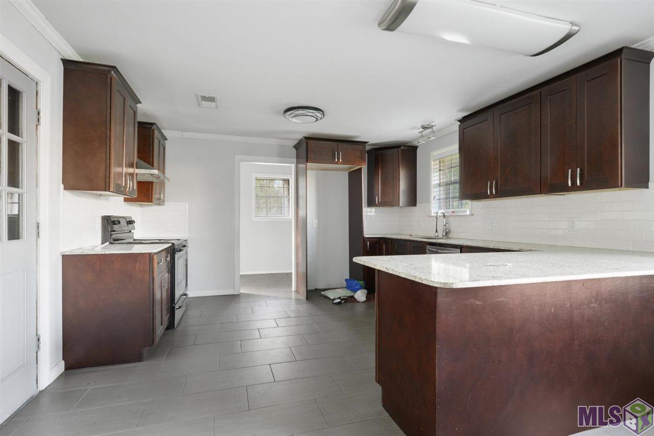 3215 Jones Creek Road Baton Rouge, LA 70816 - Photo 5 of 10 Gallery Image 5