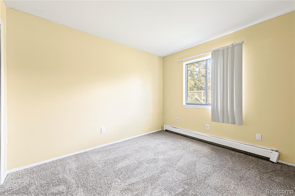 30452 Utica Road, Unit 7 Roseville, MI 48066 - Photo 7 of 15 Gallery Image 7