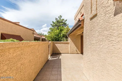$409,500 | 6900 East Gold Dust Avenue, Unit 151, Paradise Valley, AZ 85253