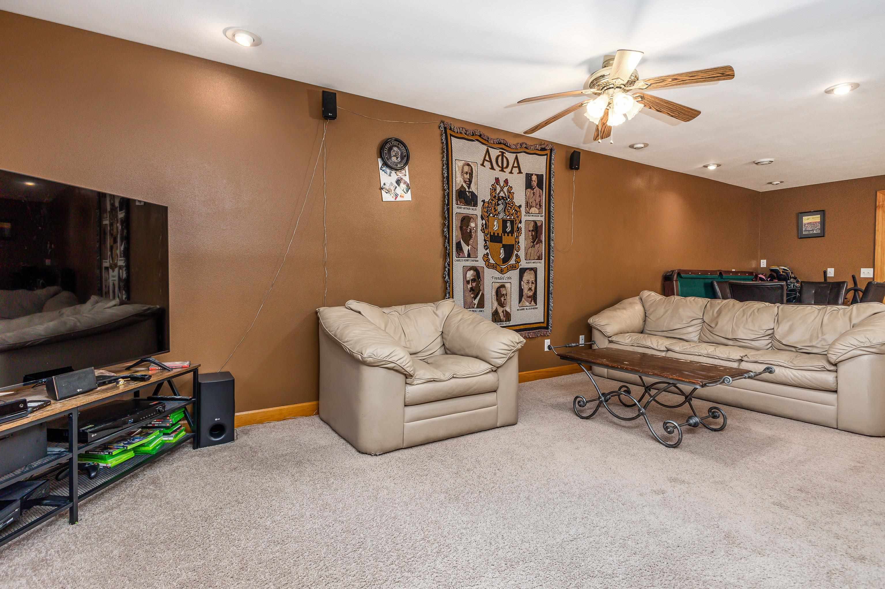 2501 Amber Ridge Drive Dubuque, IA 52002 - Photo 21 of 34 Gallery Image 21