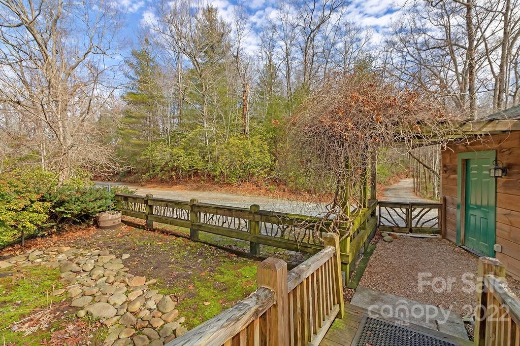 117 Joshua Road Rosman, NC 28772 - Photo 5 of 38 Gallery Image 5