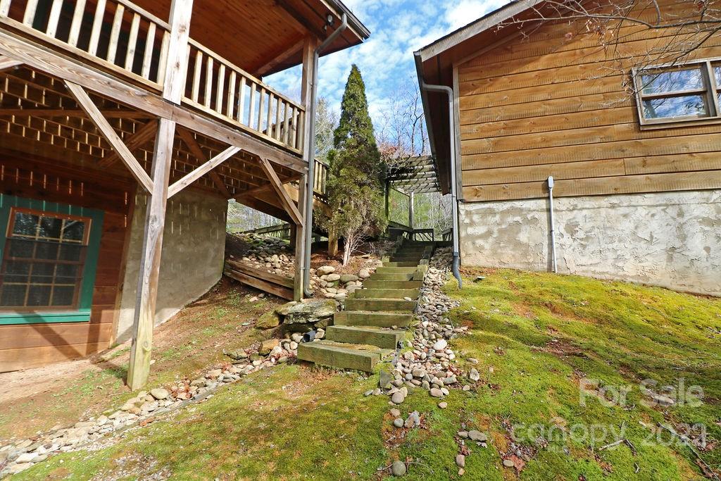 117 Joshua Road Rosman, NC 28772 - Photo 8 of 38 Gallery Image 8
