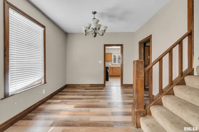 $109,500 | 217 North 5th Avenue, New Windsor, IL 61465