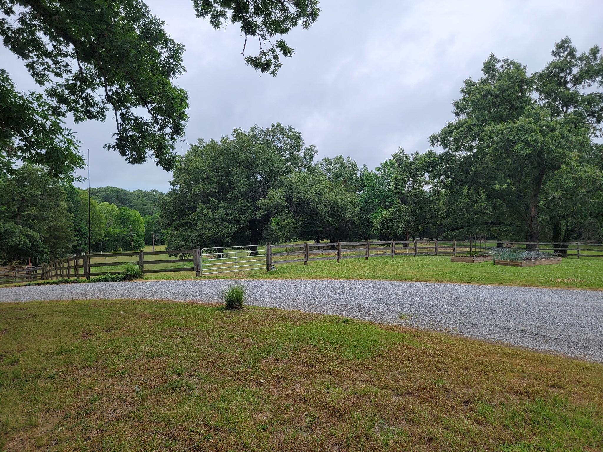1089 Jim Clark Road Erin, TN 37061 - Photo 37 of 71