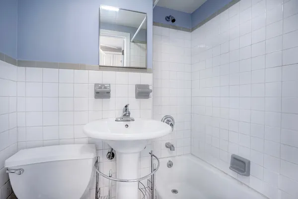 $3,300 | 107 Freeman Street, Unit 2 | Greenpoint