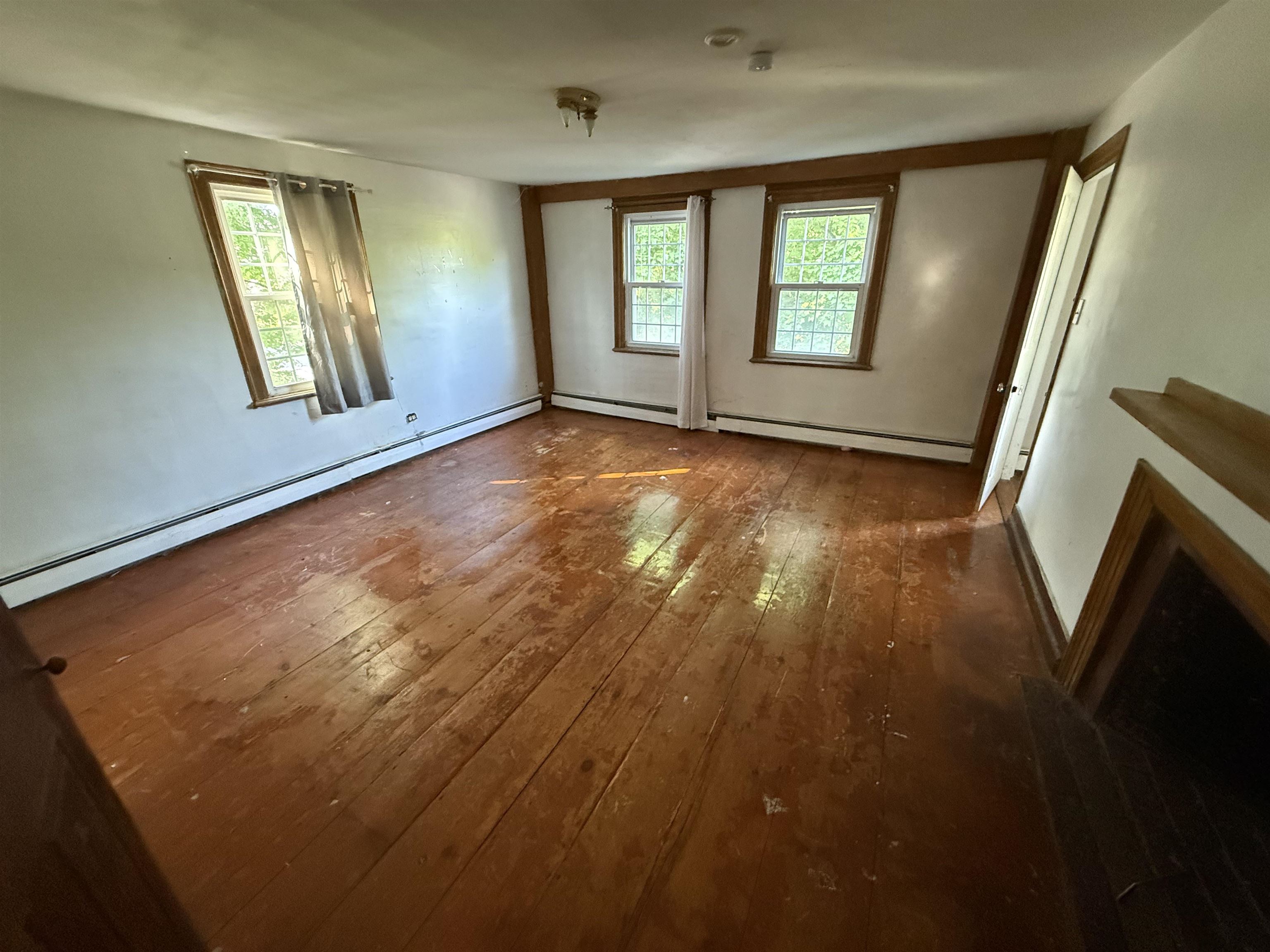 55 Chester Street Chester, NH 03036 - Photo 10 of 22