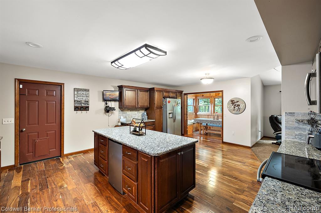 3543 Mitchell Road Metamora, MI 48455 - Photo 8 of 77