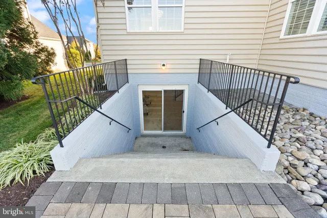 $1,589,000 | 42222 Cameron Parish Drive, Ashburn, VA 20148