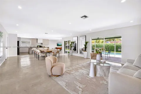 $849,000 | 1119 North 46th Terrace, Hollywood, FL 33021