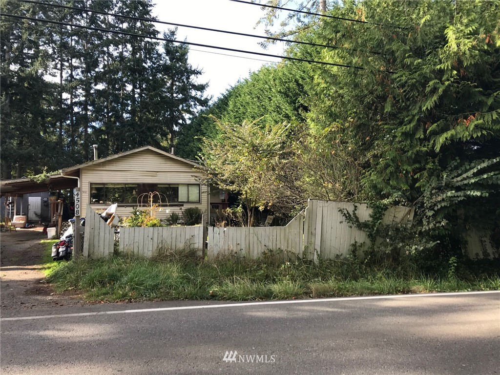 4508 Woods Road East Port Orchard, WA 98366 - Photo 1 of 5 Gallery Image 1