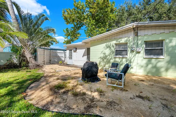 $475,000 | 344 North Brevard Avenue, Cocoa Beach, FL 32931