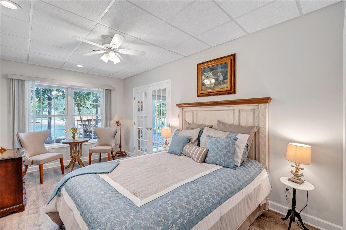 1811 Cutlass Road Moneta, VA 24121 - Photo 30 of 91 Private Suite