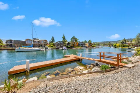 $3,595,000 | 2067 Aloha Drive, South Lake Tahoe, CA 96150
