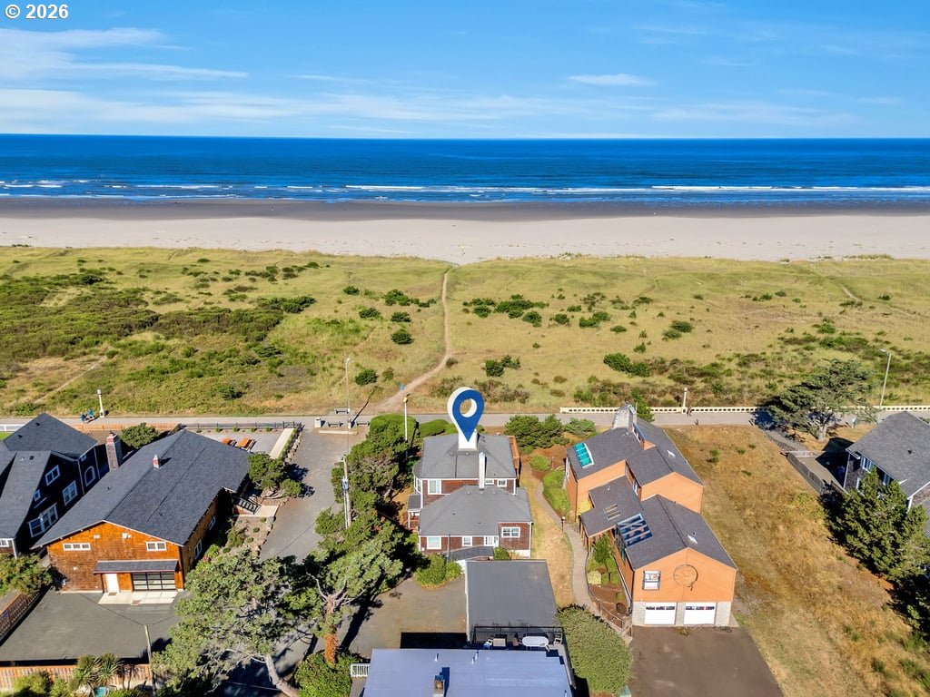 1081 South Promenade Seaside, OR 97138 - Photo 3 of 39 a view of city and ocean