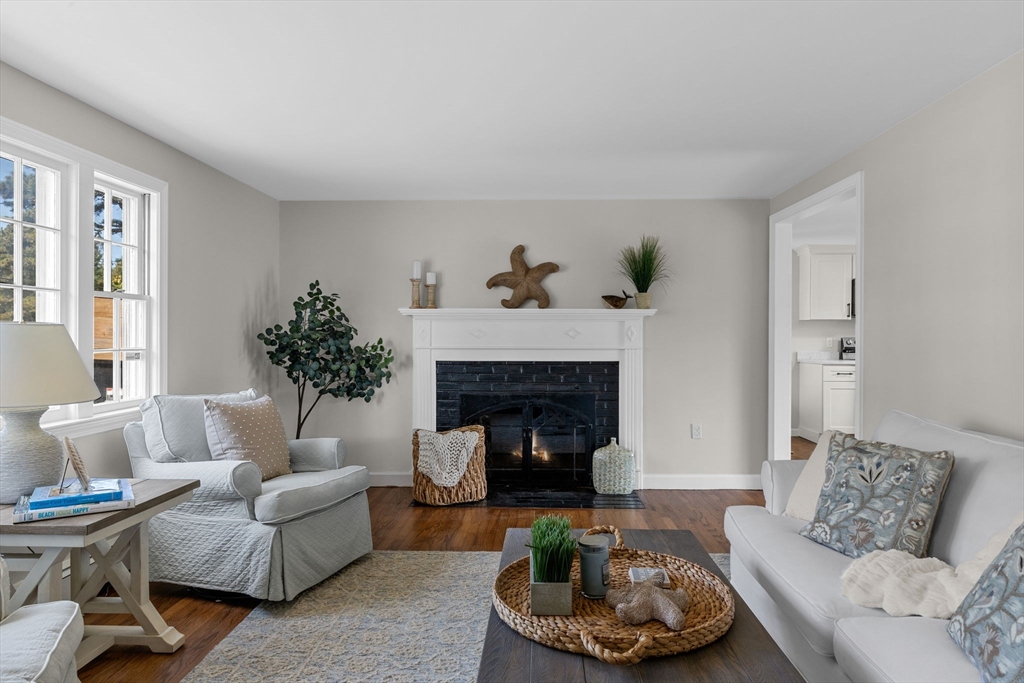 75 Captain York Road Yarmouth, MA 02664 - Photo 6 of 28 Gallery Image 6