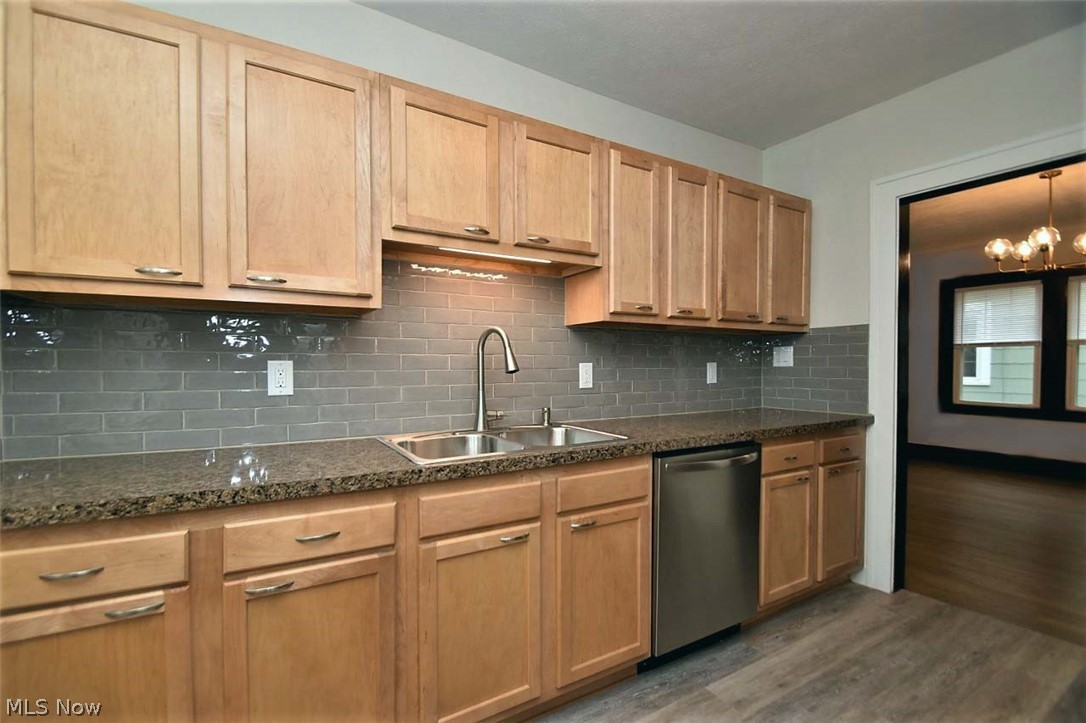 3964 Ardmore Road Cleveland Heights, OH 44121 - Photo 12 of 33