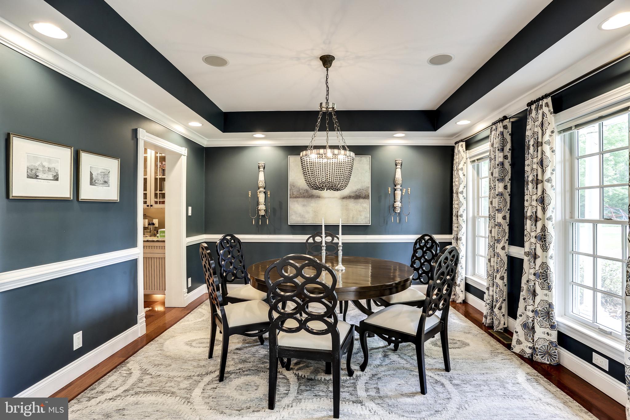 2114 Holly Neck Road Baltimore, MD 21221 - Photo 14 of 41 FORMAL DINING ROOM