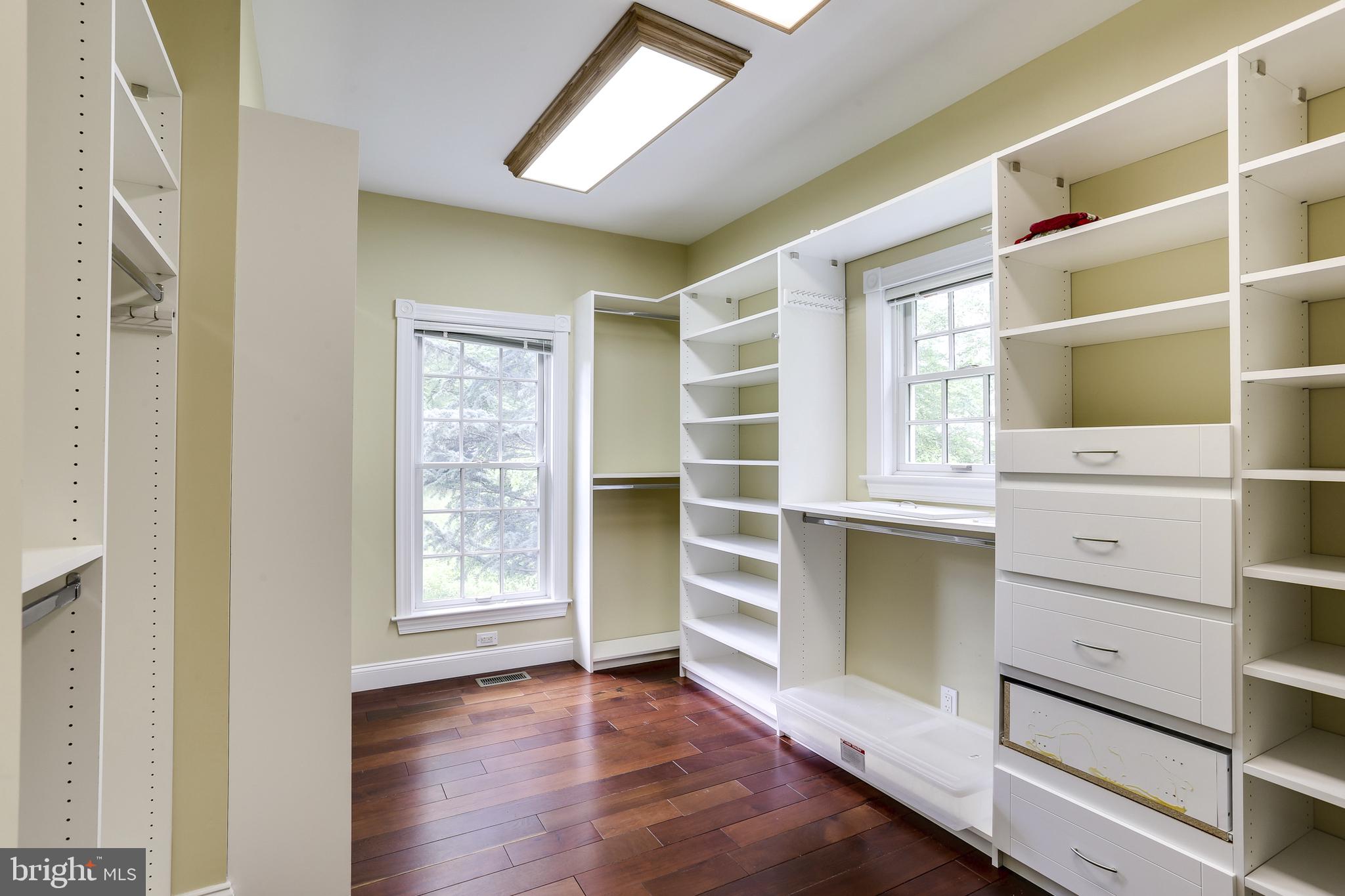 2114 Holly Neck Road Baltimore, MD 21221 - Photo 22 of 41 WALK IN CLOSET