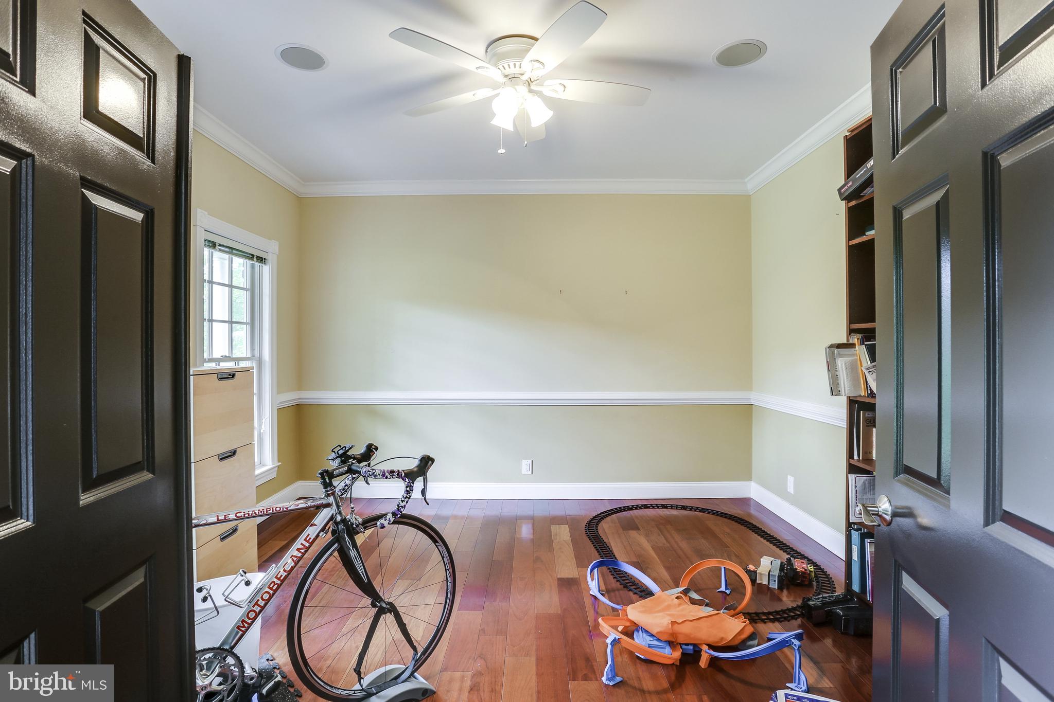 2114 Holly Neck Road Baltimore, MD 21221 - Photo 8 of 41 OFFICE