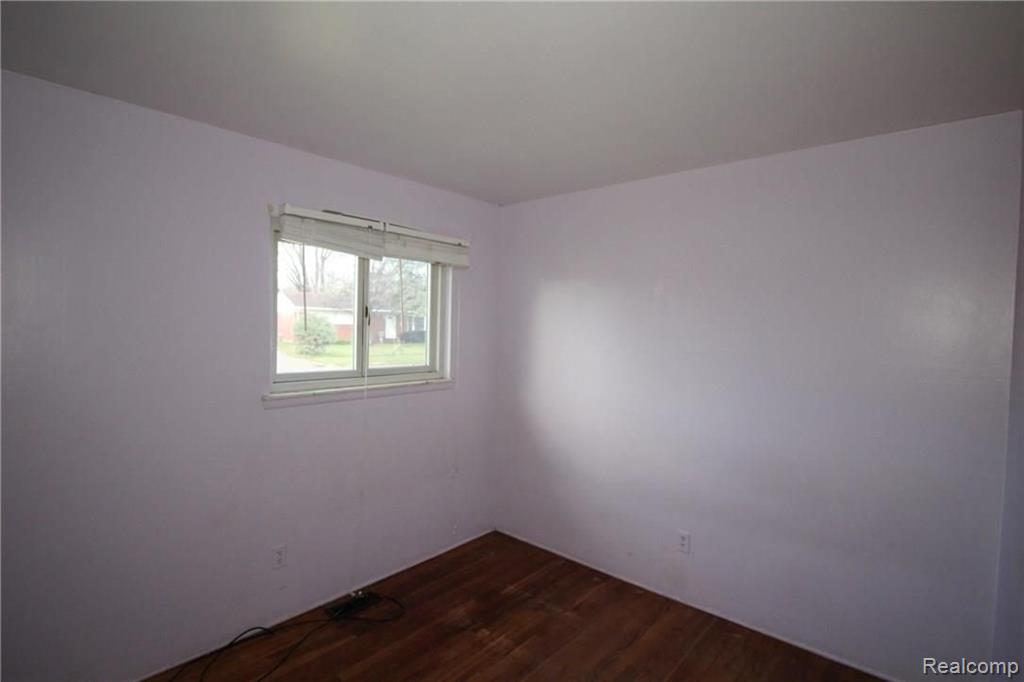 32175 Bruce Street Romulus, MI 48174 - Photo 12 of 19