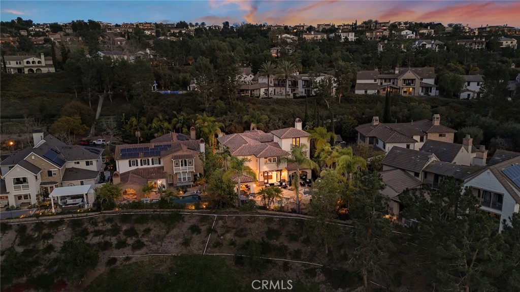 33 Basilica Place Ladera Ranch, CA 92694 - Photo 3 of 59 a view of a city