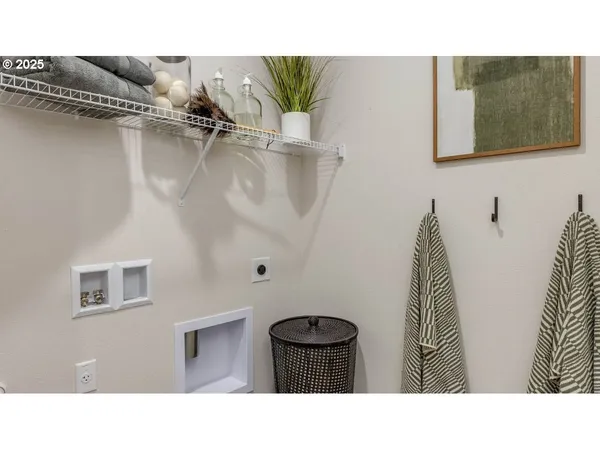 $419,995 | 6118 Southeast 16th Street, Gresham, OR 97080