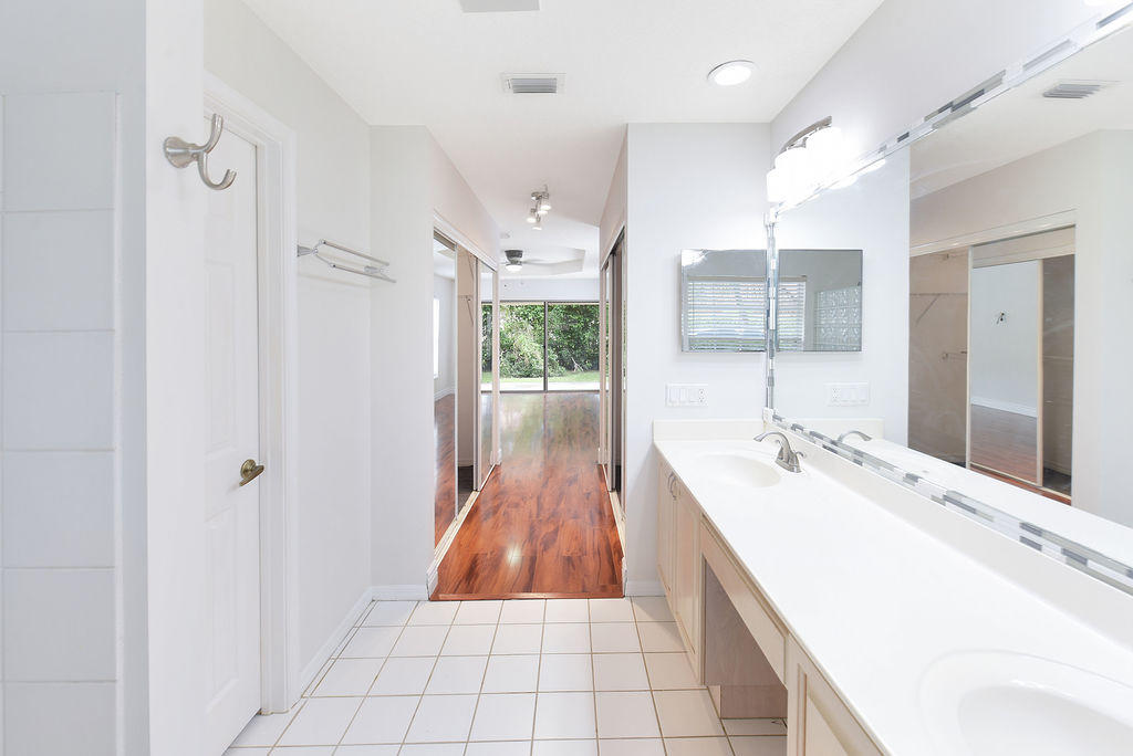 3013 Casa Rio Court Riviera Beach, FL 33418 - Photo 21 of 38 AIP_4940
