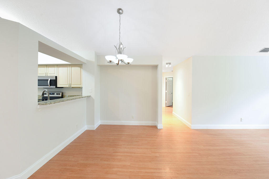 3013 Casa Rio Court Riviera Beach, FL 33418 - Photo 7 of 38 AIP_4953