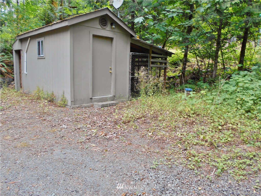 625 Duckabush Road Brinnon, WA 98320 - Photo 12 of 13 Gallery Image 12