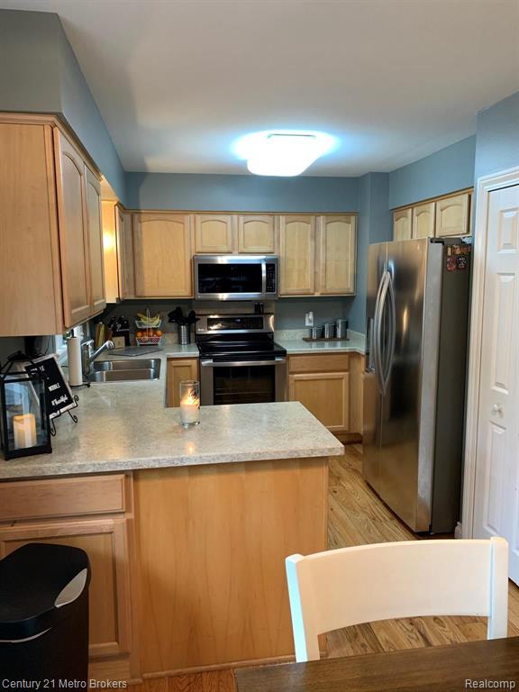 6034 Johnson Road Flushing, MI 48433 - Photo 7 of 19