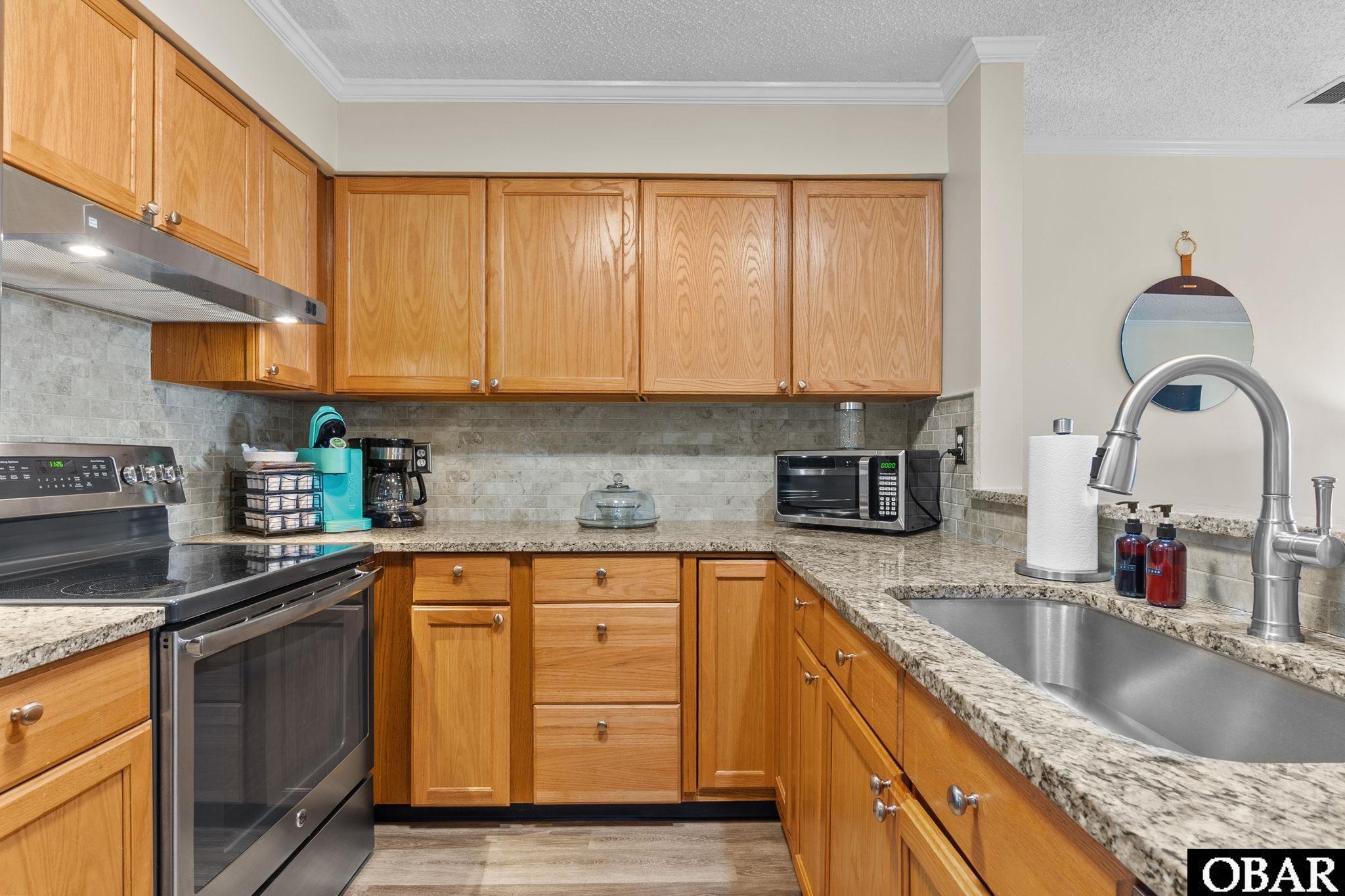 117 Old Nc 345, Unit 202 Manteo, NC 27954 - Photo 6 of 38