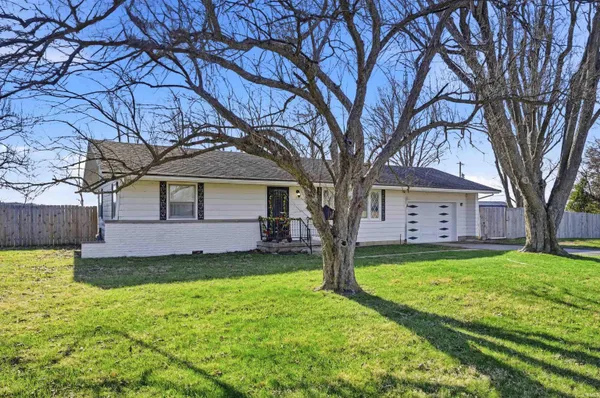$171,900 | 17150 North 167th, Dunkirk, IN 47336