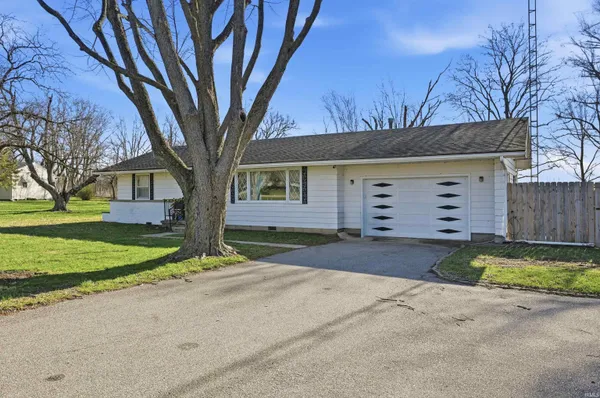 $171,900 | 17150 North 167th, Dunkirk, IN 47336