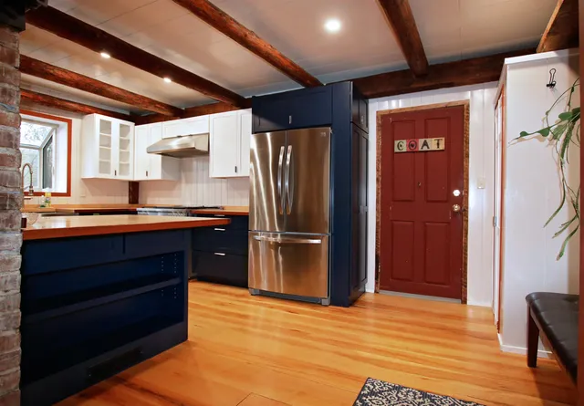 $650,000 | 2866 Center Road, Hyde Park, VT 05655