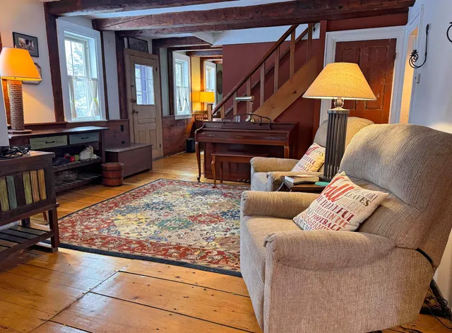 $650,000 | 2866 Center Road, Hyde Park, VT 05655